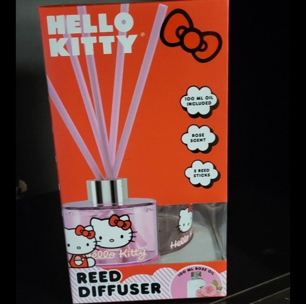 Hello kitty diffuser